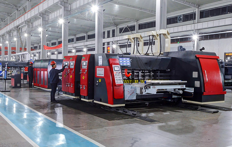 Fully automatic carton production line